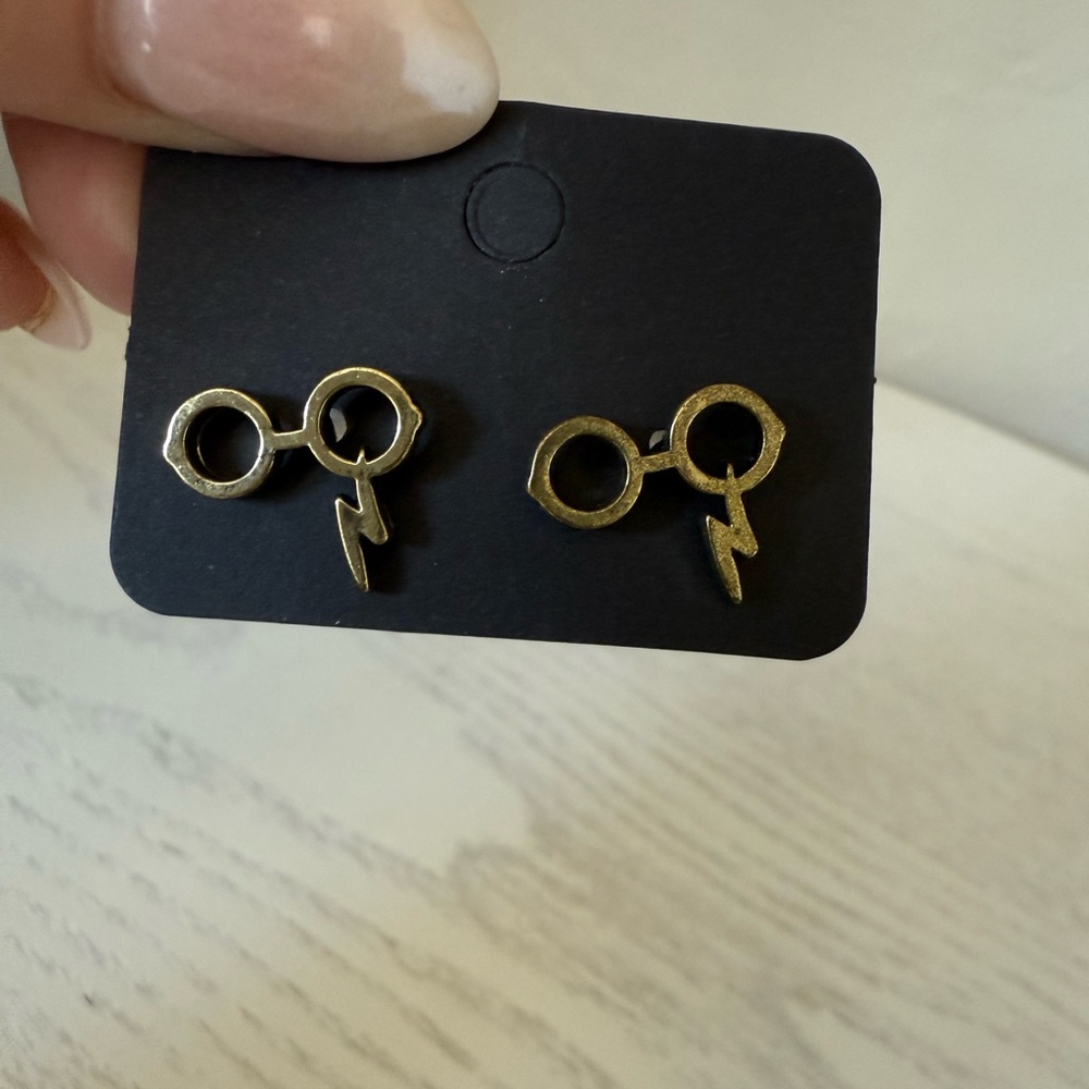 Harry Potter Inspired Glasses & Lightning Bolt Stud Earrings – Gold Tone Jewelry